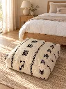 Diyara Artisanat Pouf en Laine et Coton Écru à Motifs Noirs 2.webp