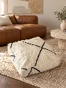 Diyara Artisanat Pouf en laine et coton écru à lignes noires 4.webp