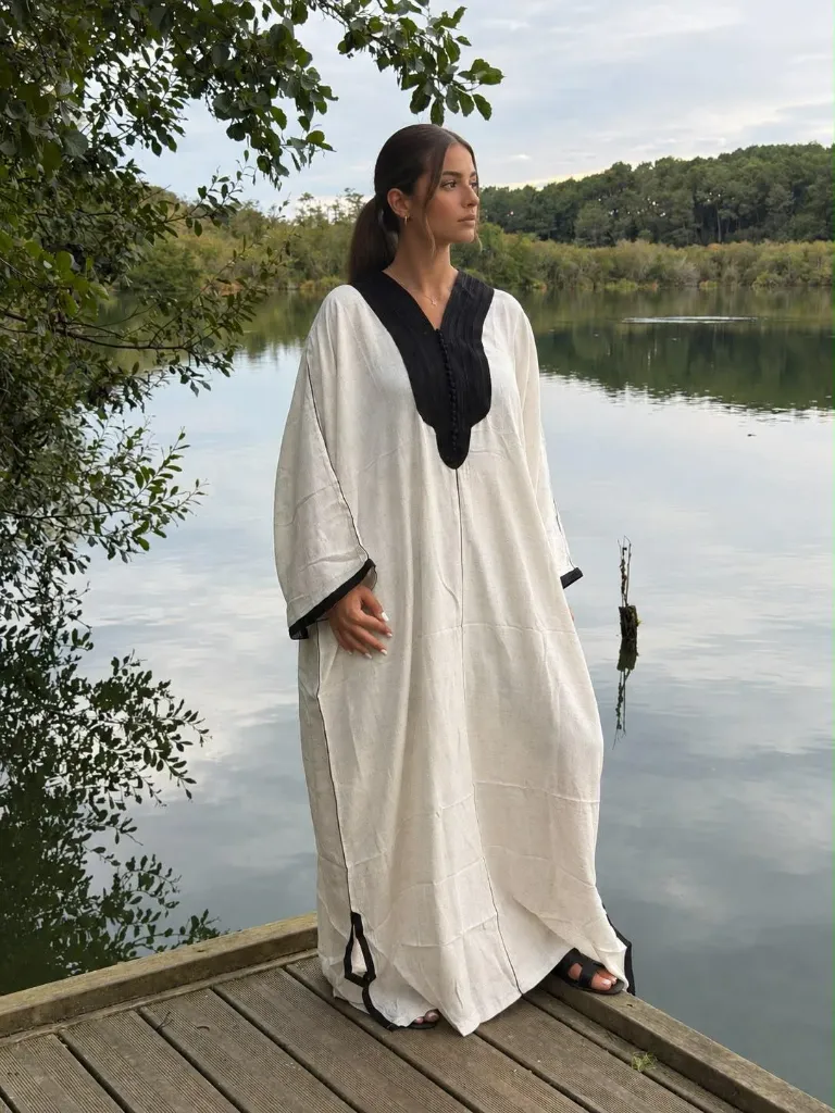 Jellaba Sélia Noir & Ivoire