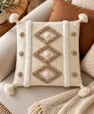 Housse de Coussin en Coton Écru à Motifs Berbères en Relief